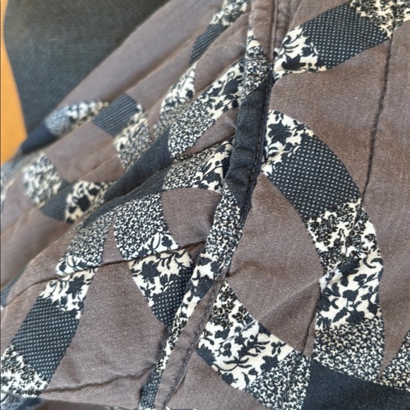 Universal Thread quilted inspired Patterned Jacket - Picture 2 of 6